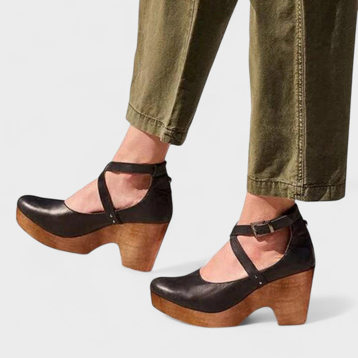 Sandalo ortopedico Orsola con tacco alto