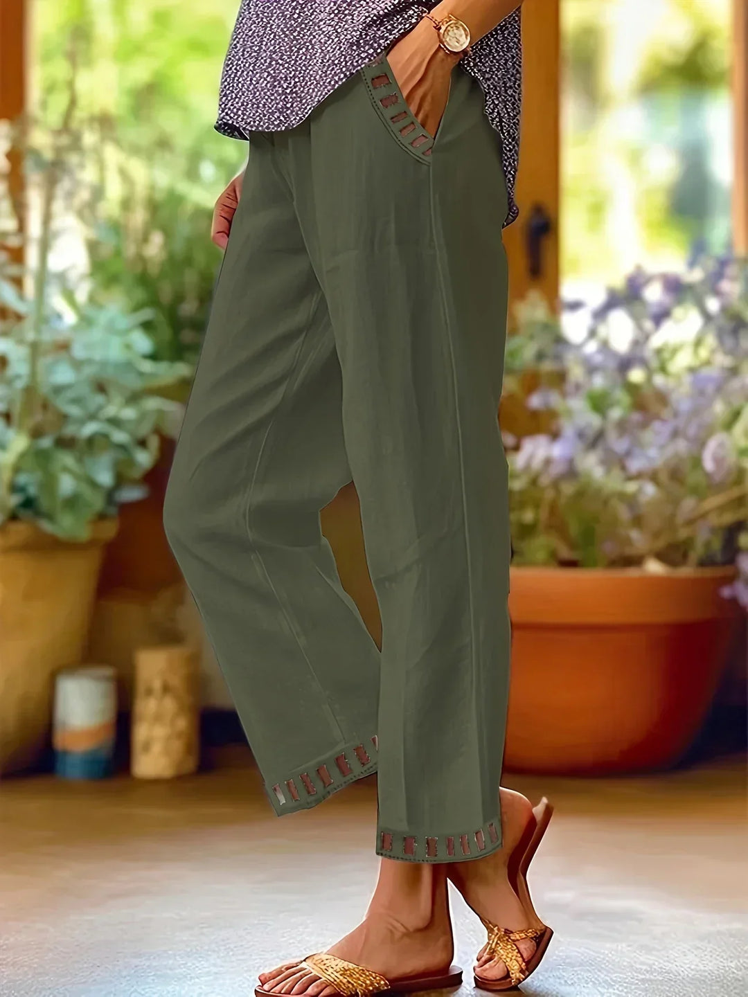 Pantaloni cropped Tracey con finiture a contrasto