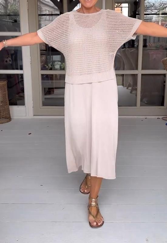 Abito casual con bretelle e camicetta vuota in due pezzi