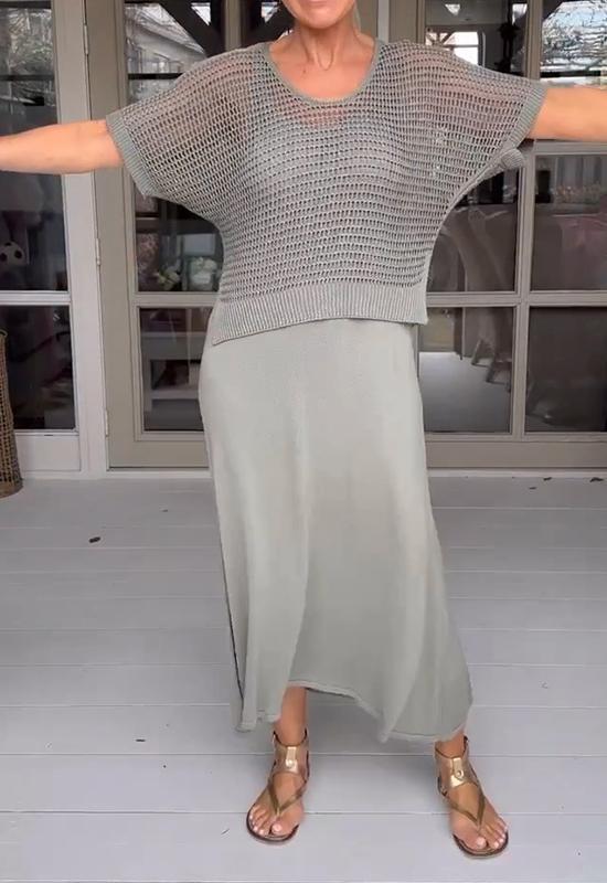 Abito casual con bretelle e camicetta vuota in due pezzi